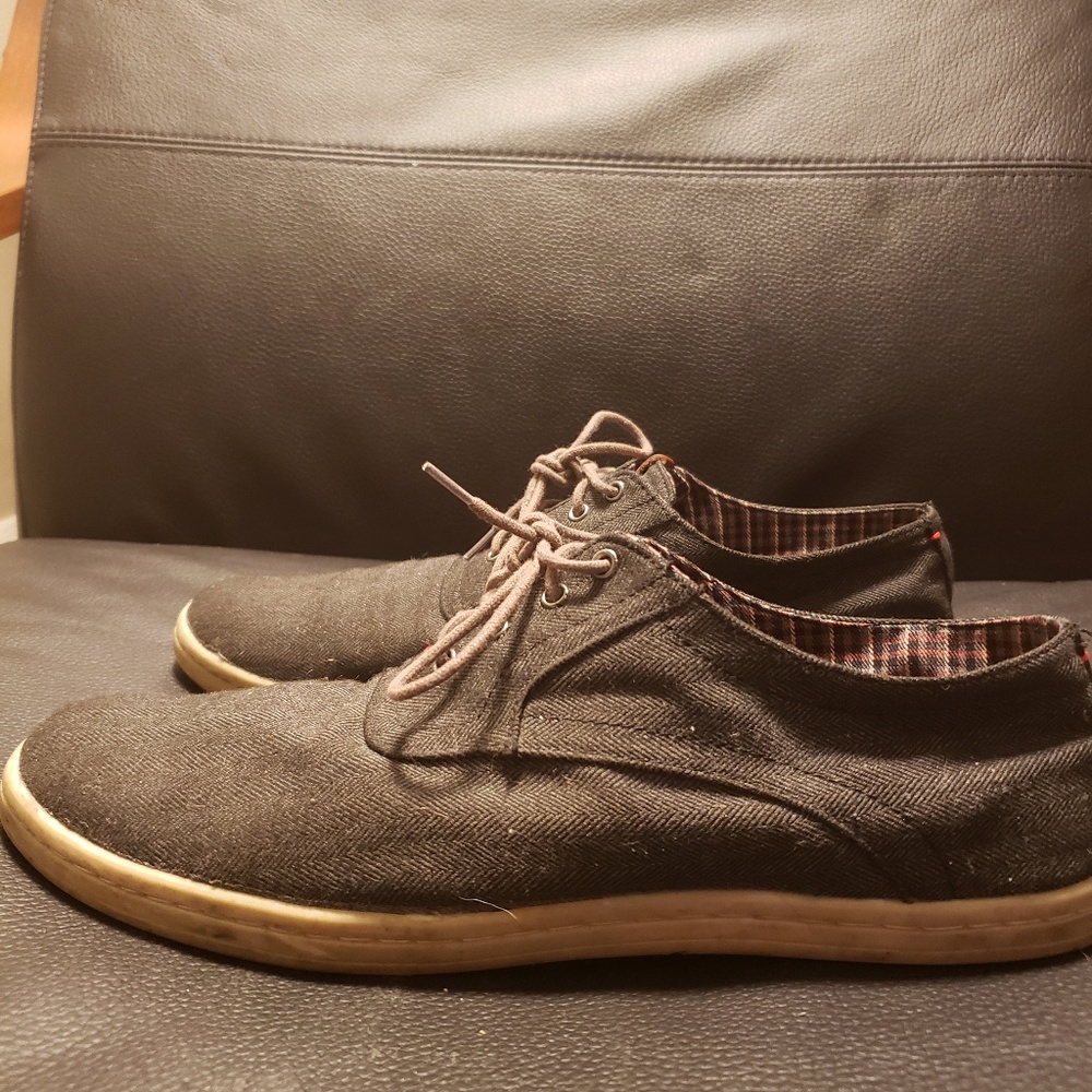 Ben Sherman Gray Canvas Sneakers - Picture 3 of 4